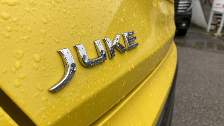 Nissan Juke 1.0 DiG-T Tekna 5dr DCT Petrol Hatchback